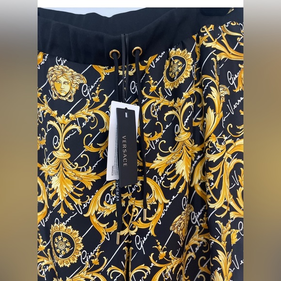 Authentic NEW Versace Joggers❤️ - Picture 7 of 12
